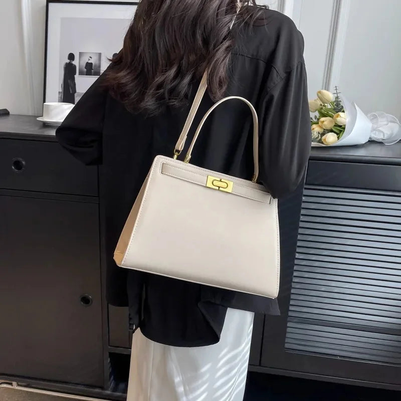 Noir Élégance Bag